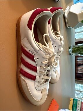 Sporty & Rich White Sneakers with Pink Suede Stripes and Gum Sole